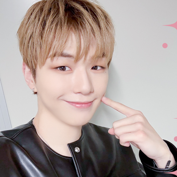 강다니엘의 비하인드 컷