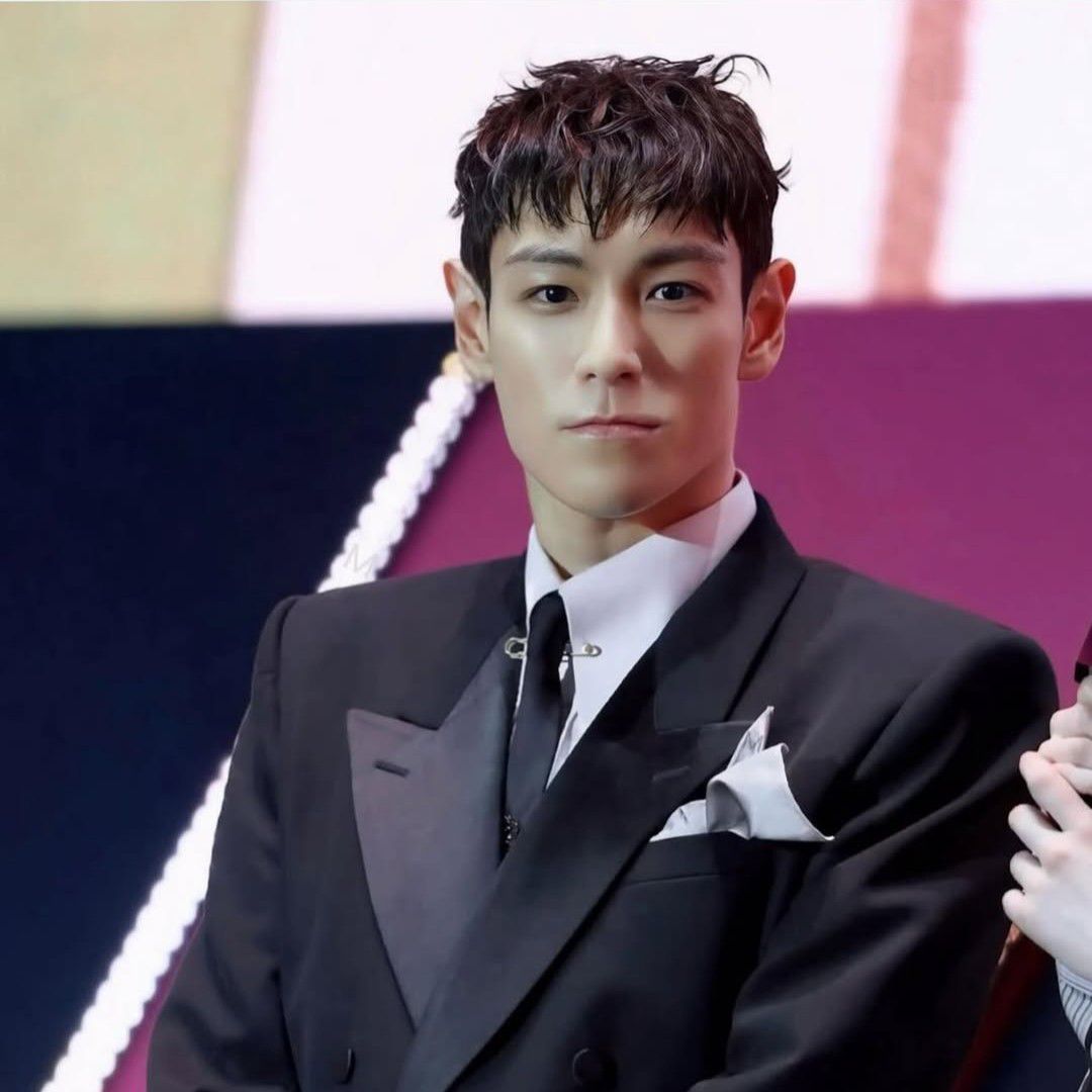 Behind-the-scenes cut of T.O.P