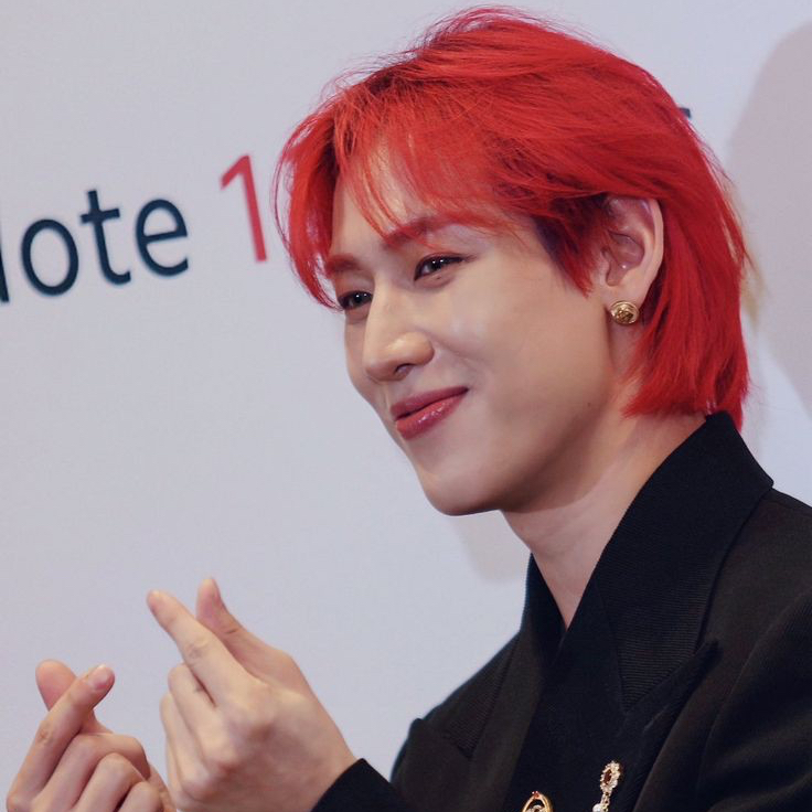 Behind-the-scenes cut of Bambam (GOT7)