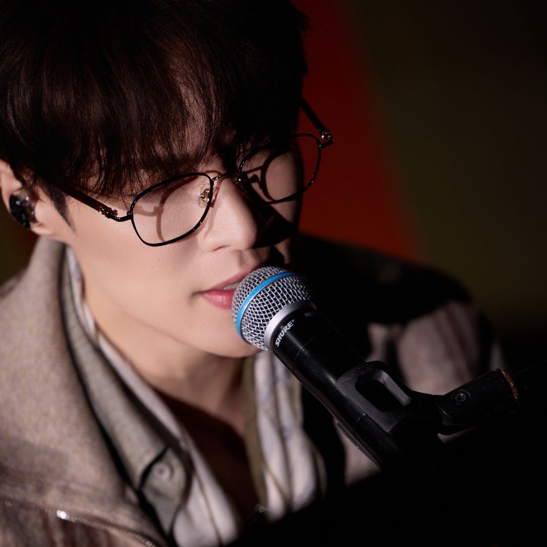 Foto terbaru Lay (EXO)