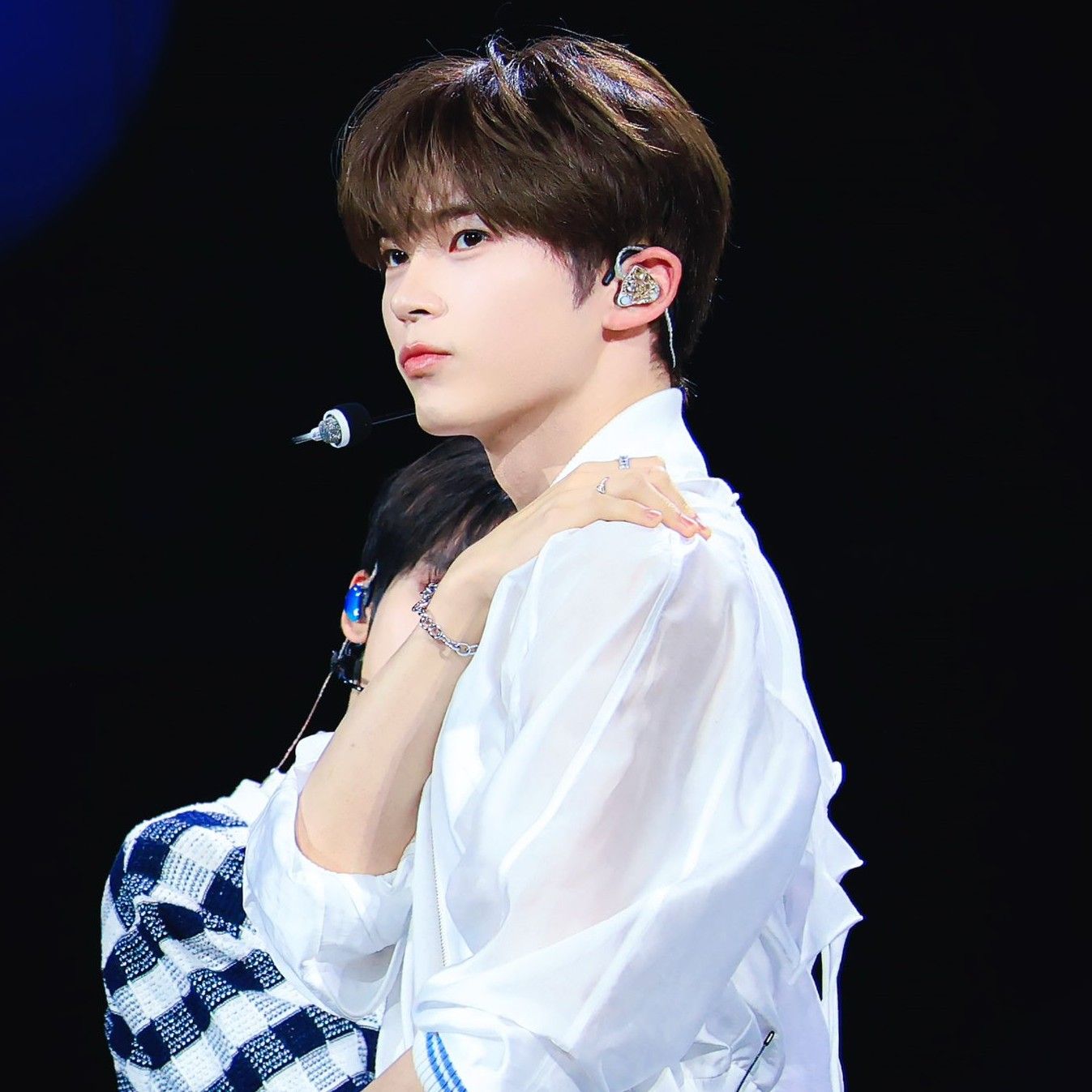Recent activity shot of Sung Hanbin (ZEROBASEONE)