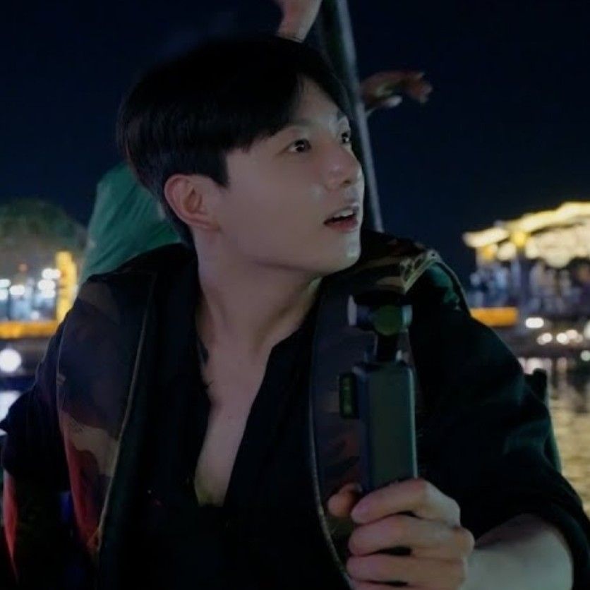 A moment captured by Jungkook (BTS)'s fan