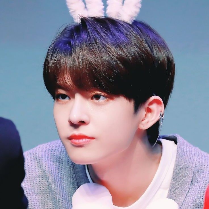 A moment captured by VICTON's fan