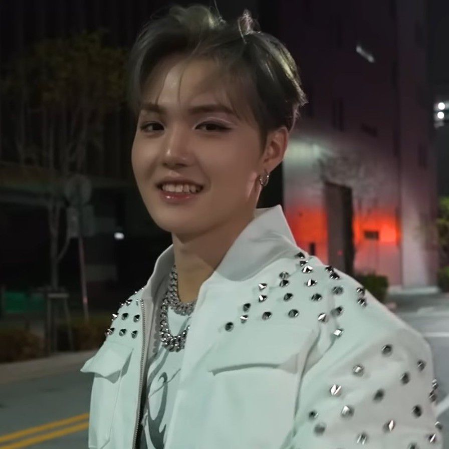Behind-the-scenes cut of Doyoung (TREASURE)