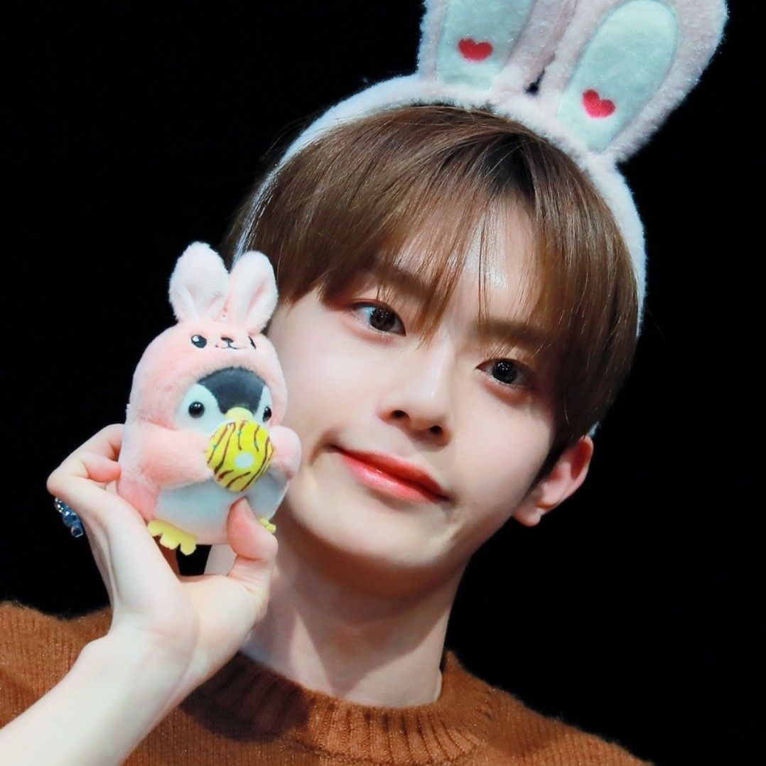 A moment captured by Kangmin (VERIVERY)'s fan