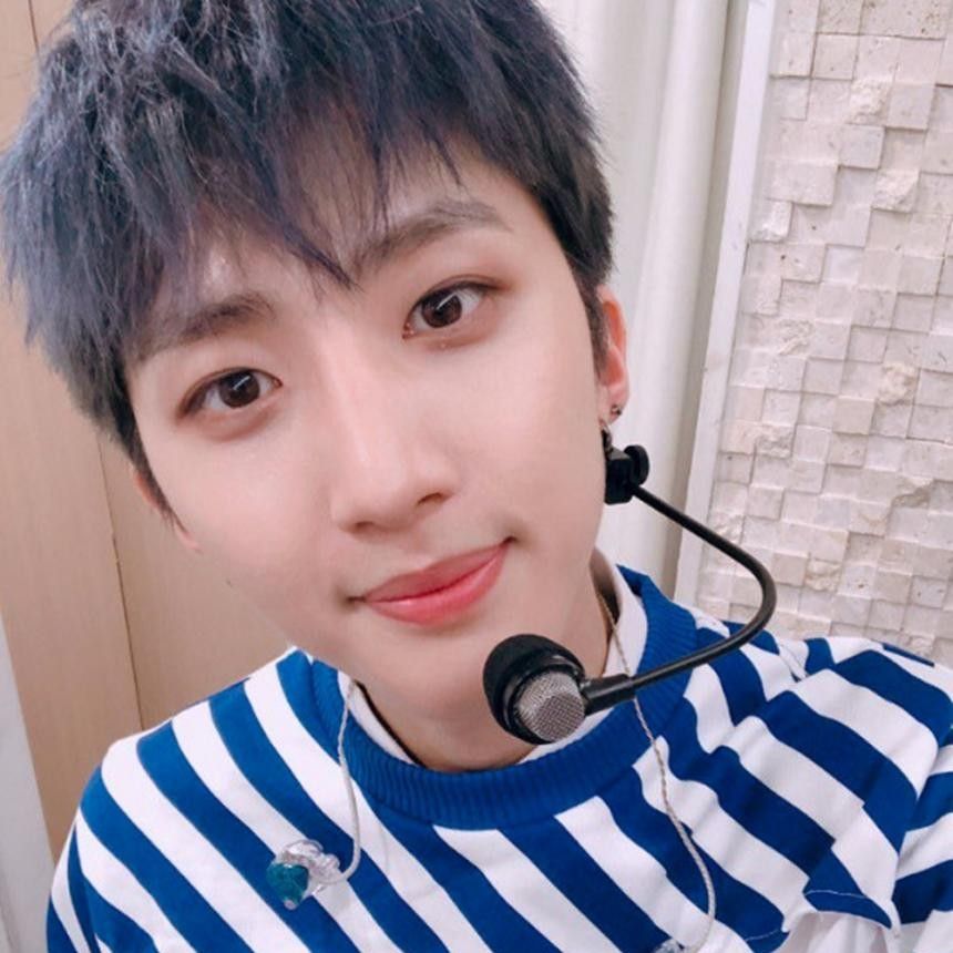 Latest photo of Hui (PENTAGON)