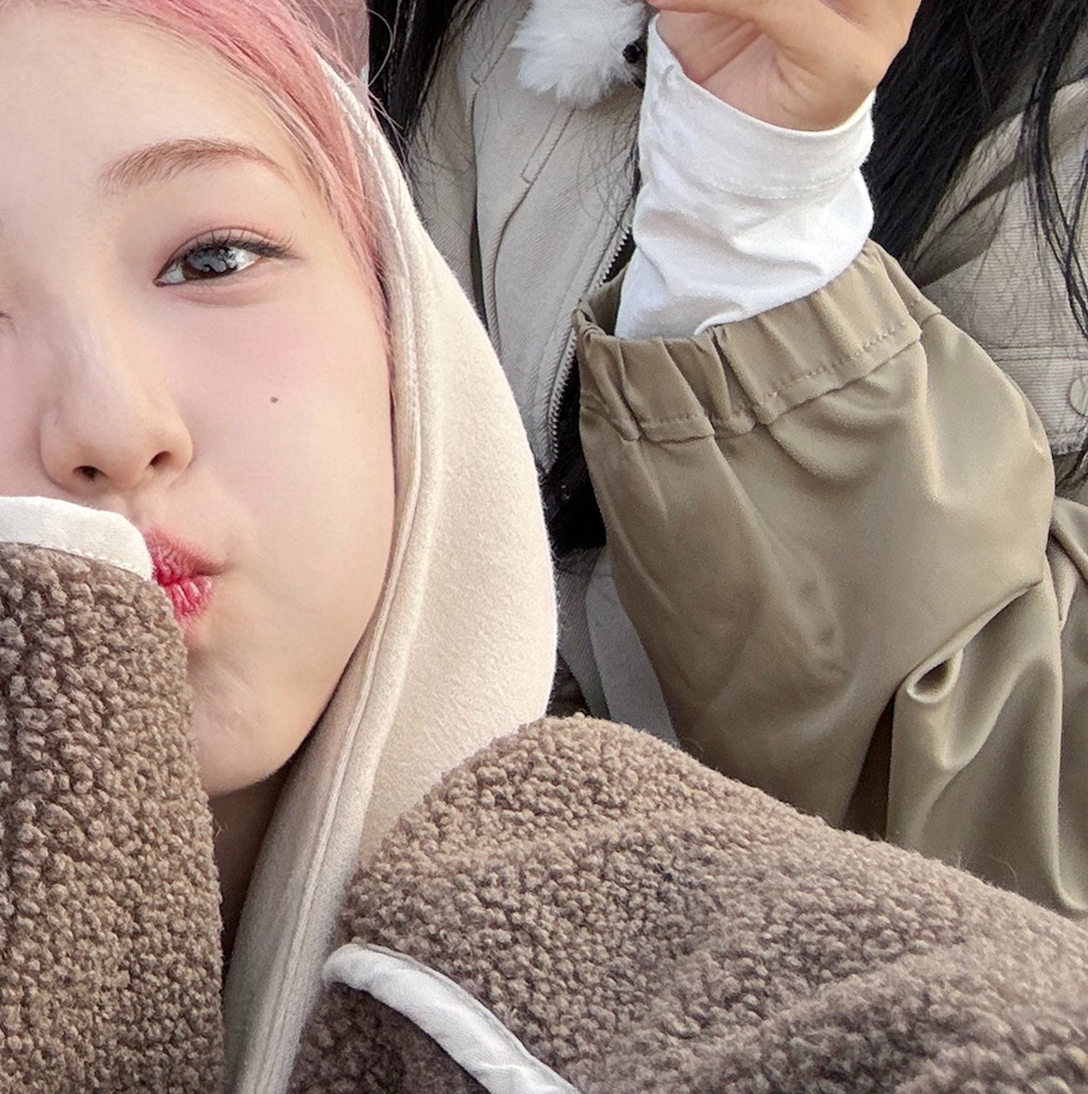 Recent activity shot of Loossemble