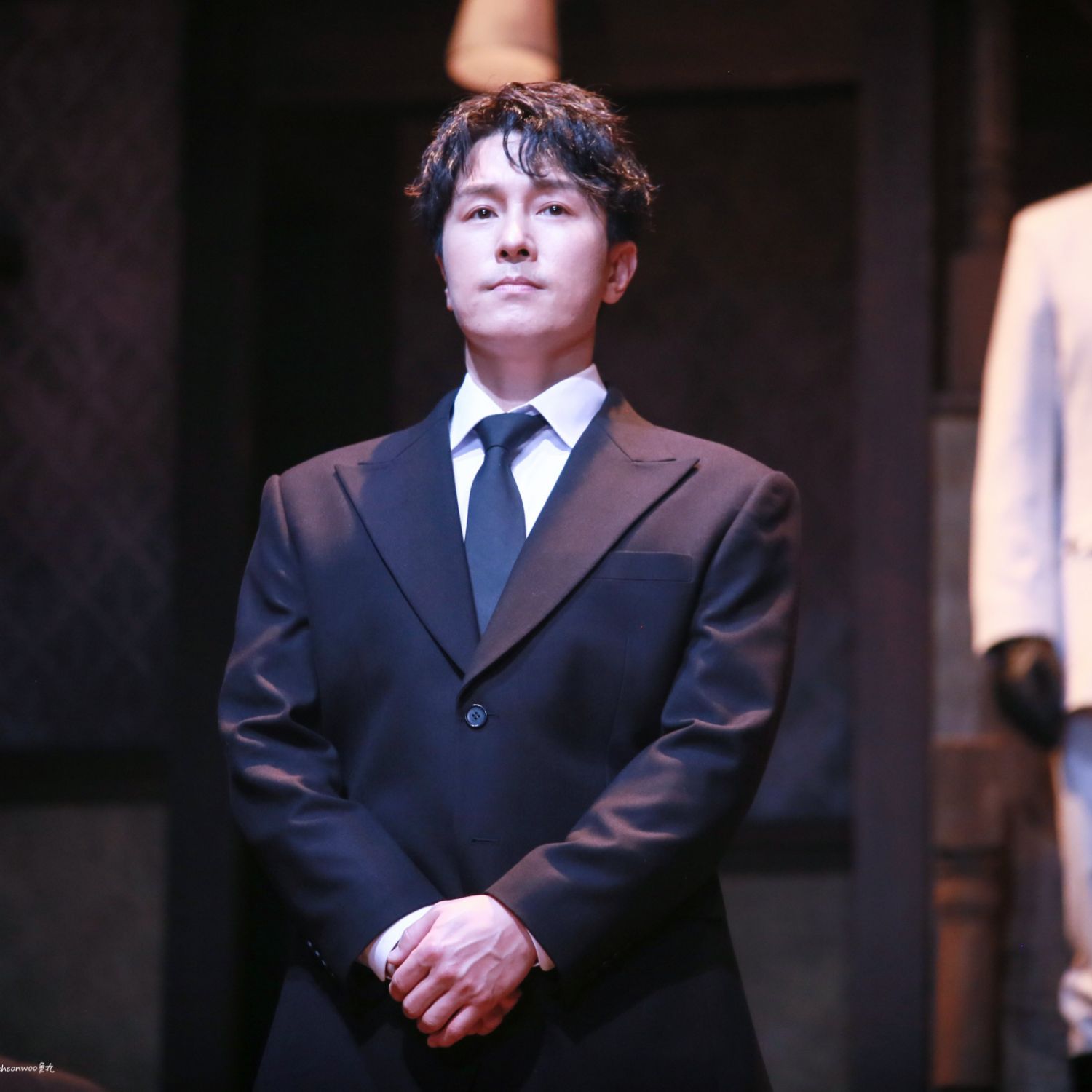 Behind-the-scenes cut of Kim Dongwan (SHINHWA)