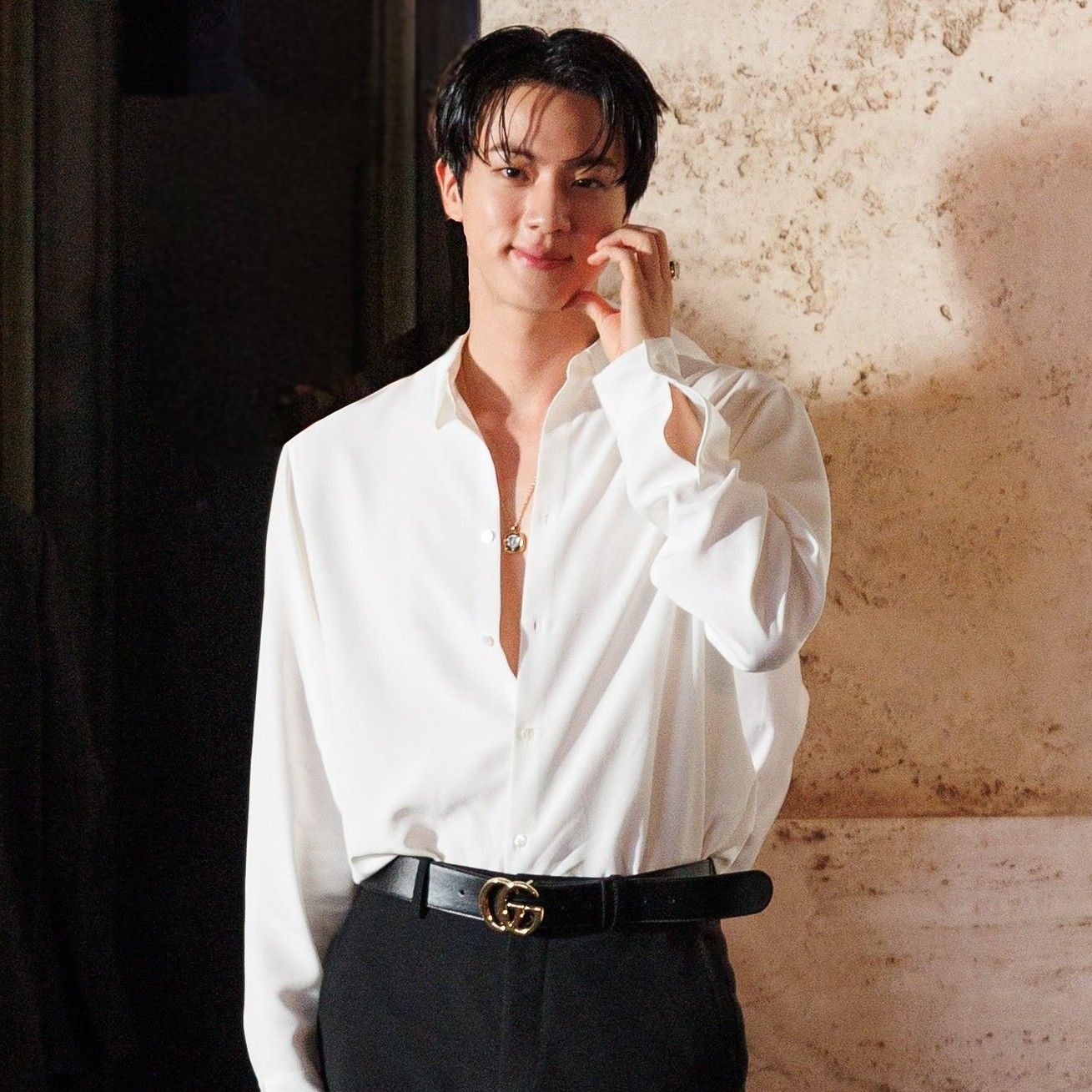 Behind-the-scenes cut of Jin (BTS)
