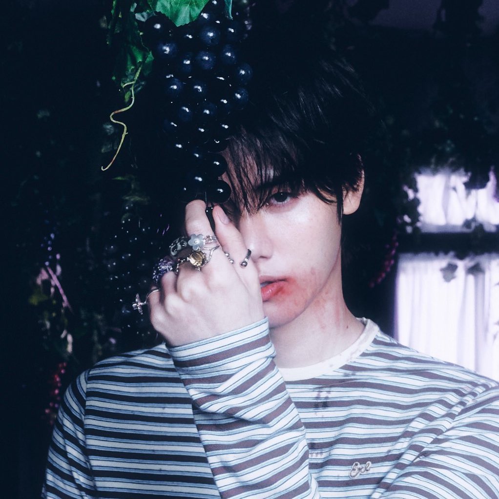 A moment captured by Minhee (CRAVITY)'s fan