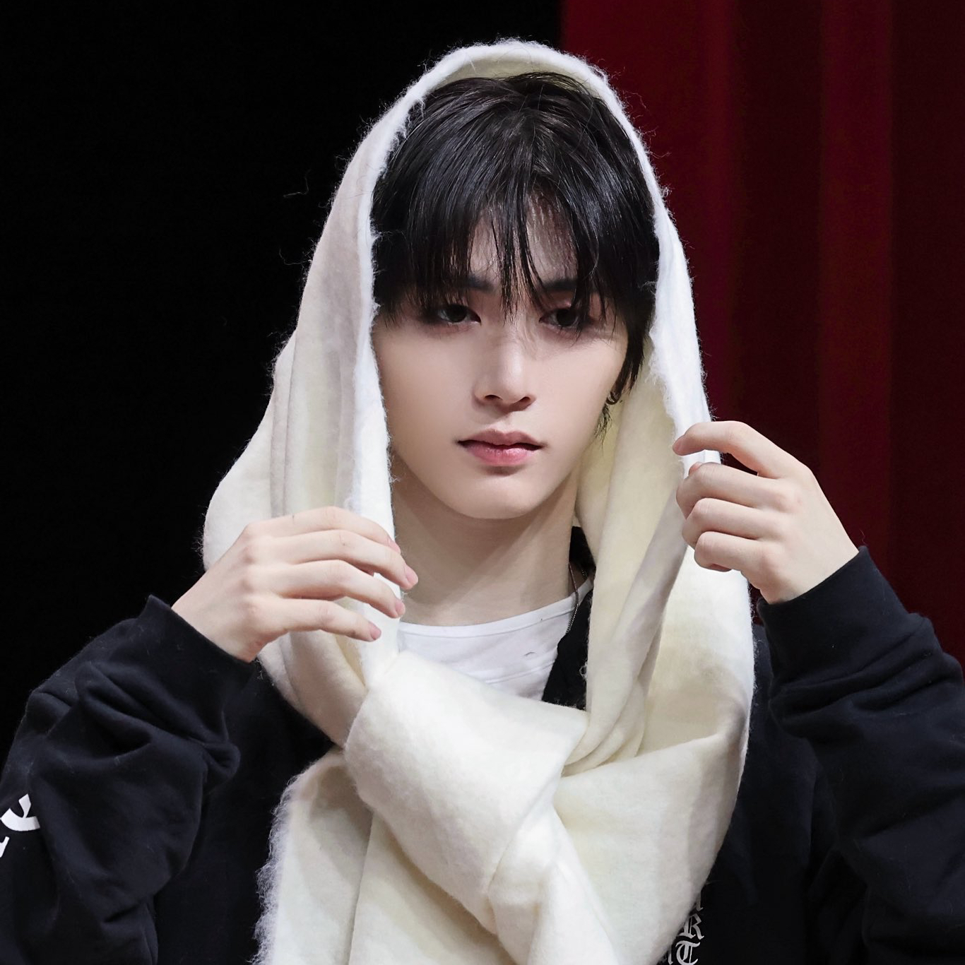 Behind-the-scenes cut of Taesan (BOYNEXTDOOR)