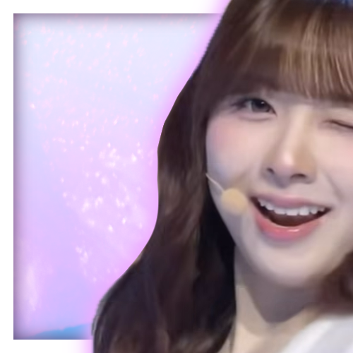 A moment captured by Miihi (NiziU)'s fan