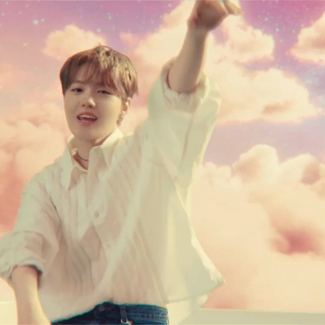 A moment captured by Doyoung (TREASURE)'s fan