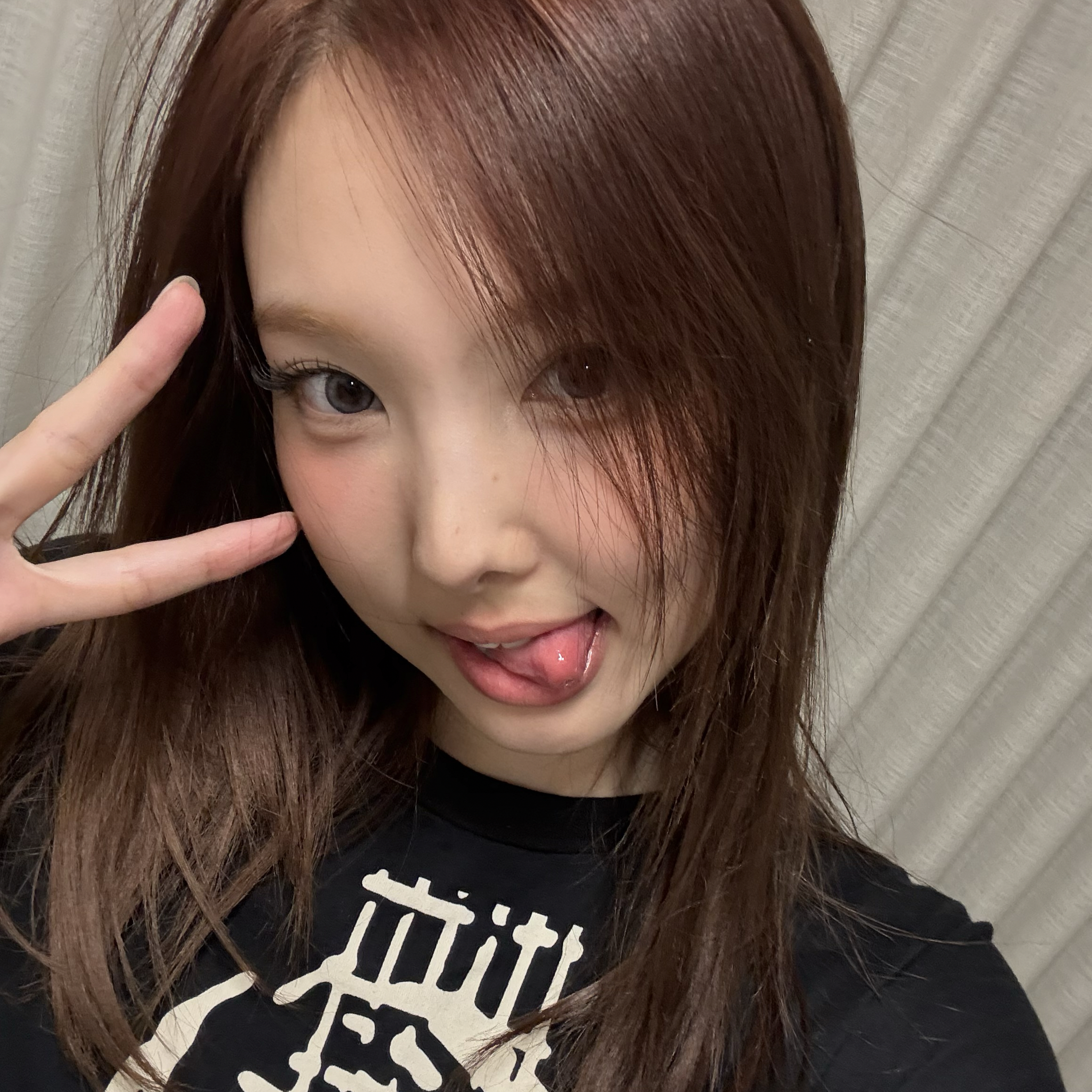 Potret di balik layar Nayeon (TWICE)