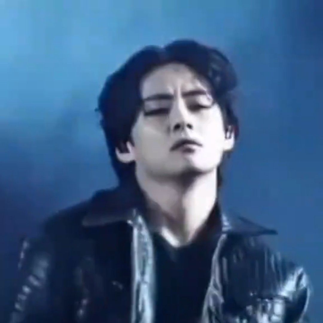 뷔 (방탄소년단) 팬이 찍은 순간