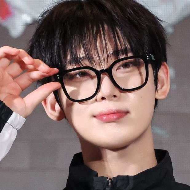 善禹 (ENHYPEN)的最新活動照片