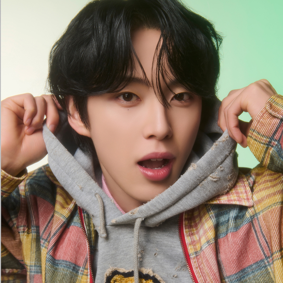 Recent activity shot of Kono Junki (JO1)