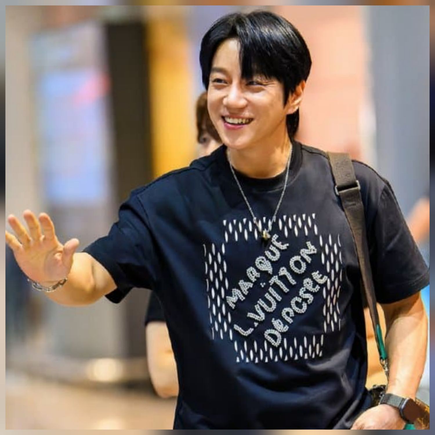 Recent activity shot of Hwang Chiyeol