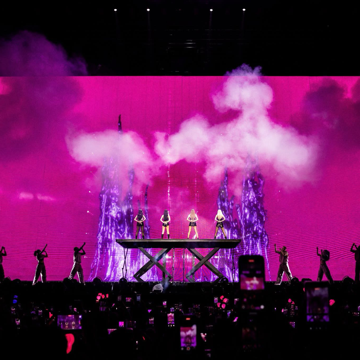 BLACKPINK의 비하인드 컷