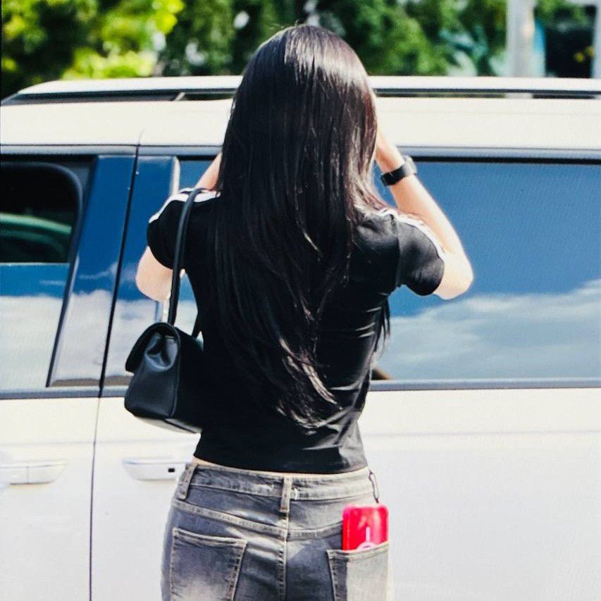Recent activity shot of Yuna (ITZY)