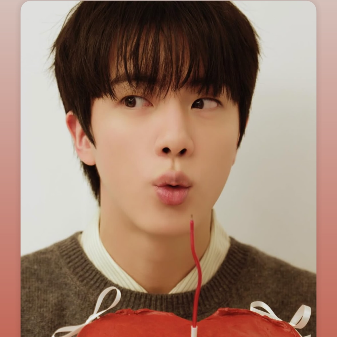 Behind-the-scenes cut of Jin (BTS)