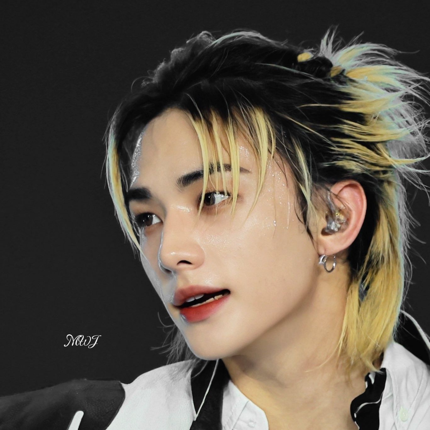 Behind-the-scenes cut of Hyunjin (Stray Kids)