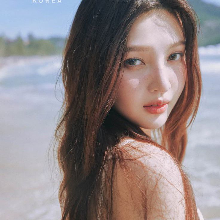 Latest photo of Joy (Red Velvet)