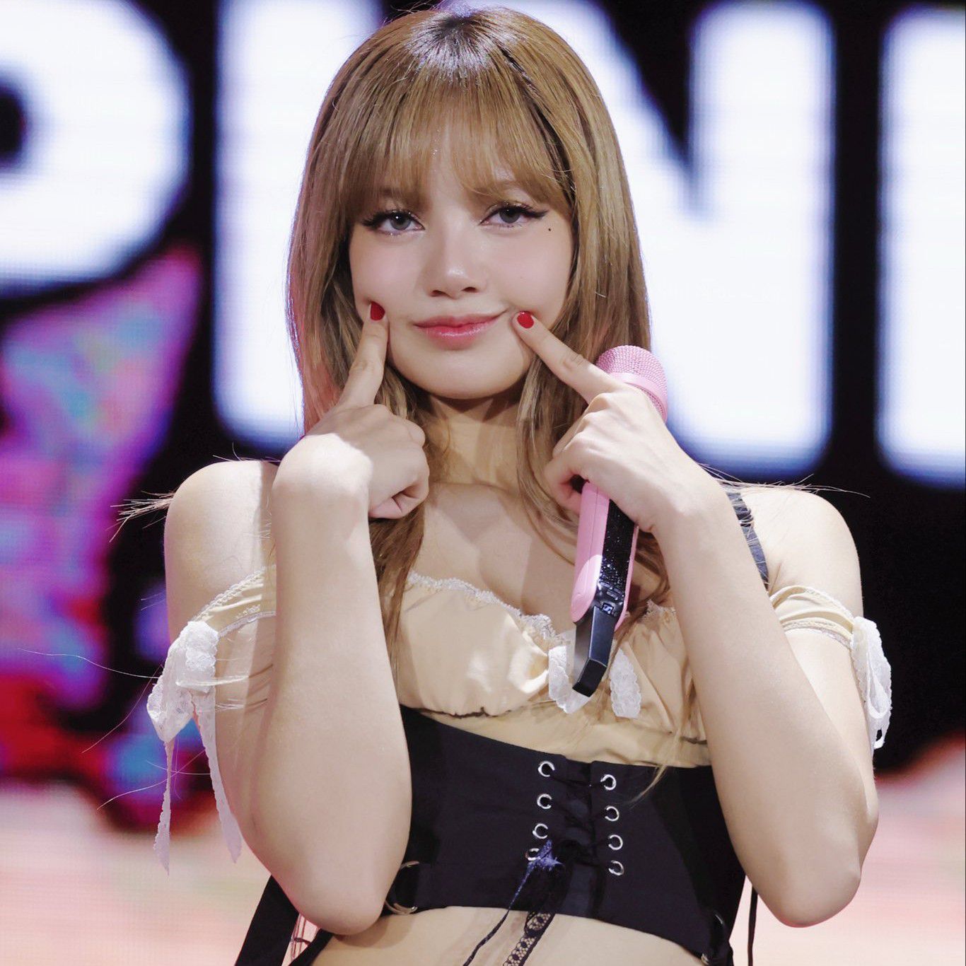 Behind-the-scenes cut of Lisa (BLACKPINK)