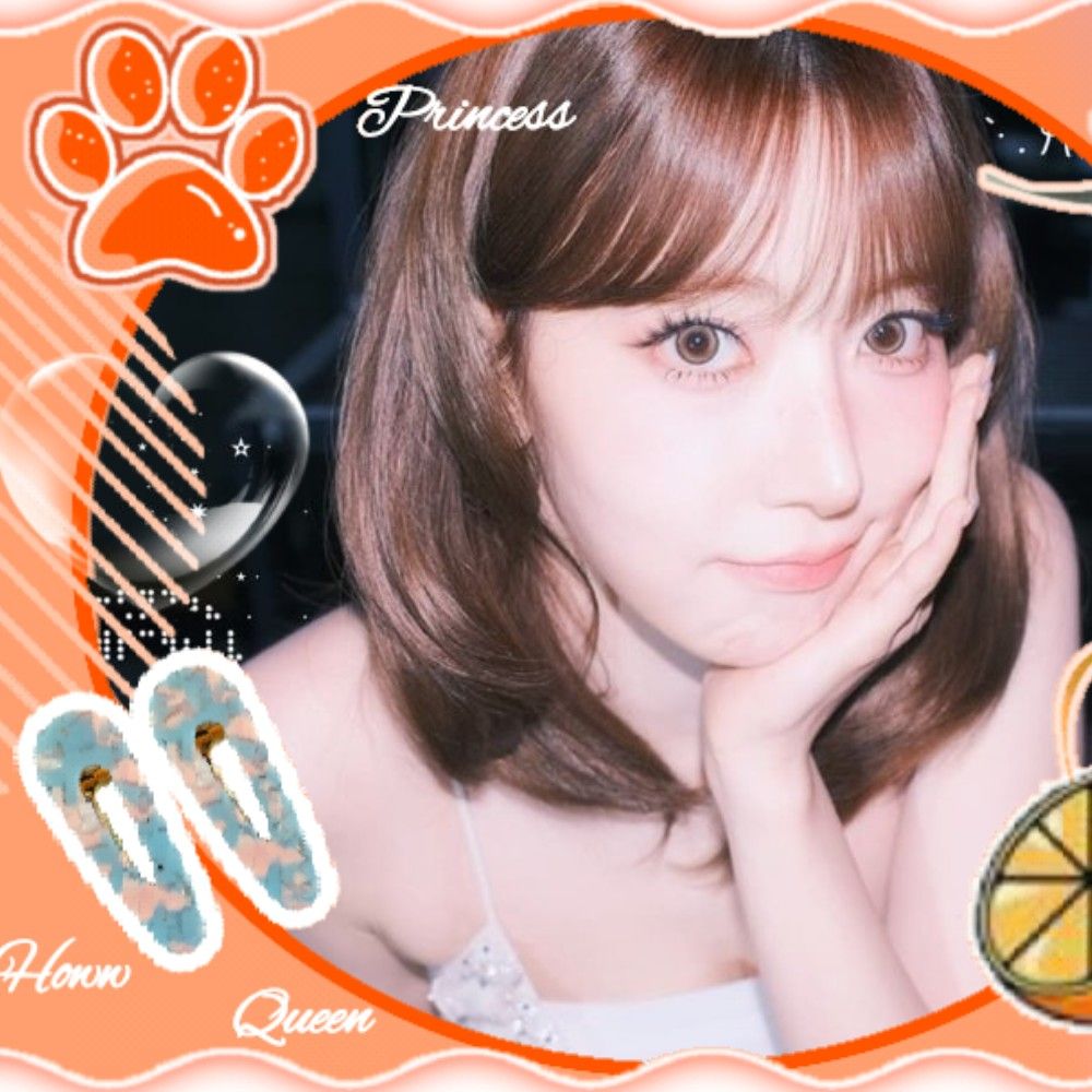 Latest photo of Sakura (LE SSERAFIM)