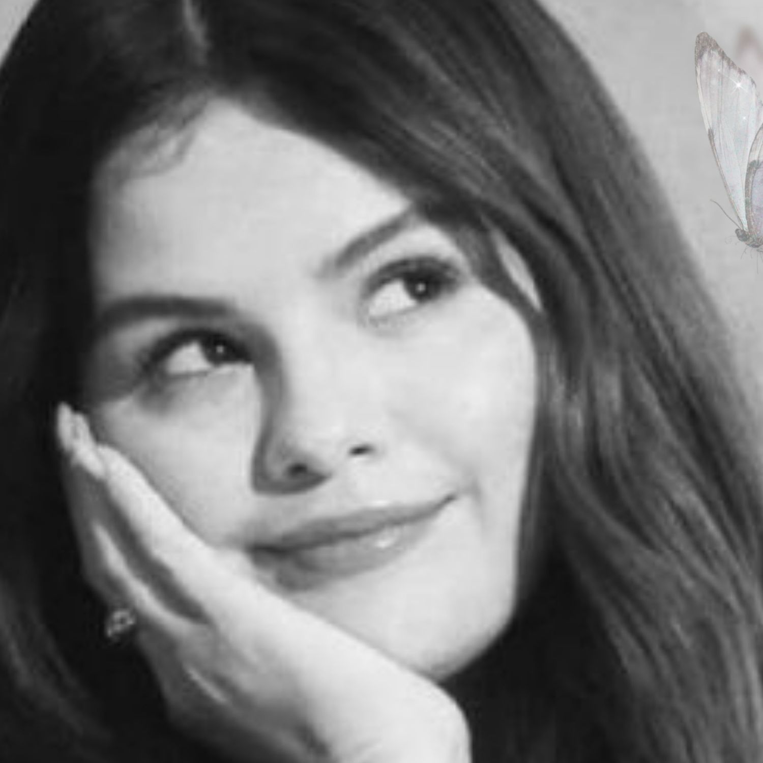 Behind-the-scenes cut of Selena Gomez