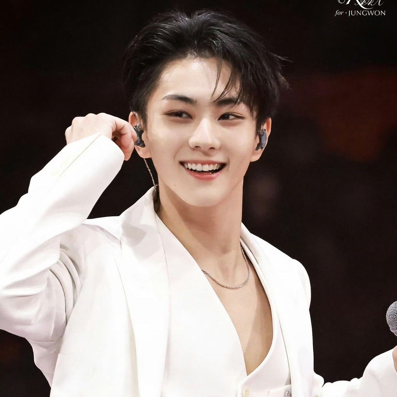 A moment captured by Jungwon (ENHYPEN)'s fan