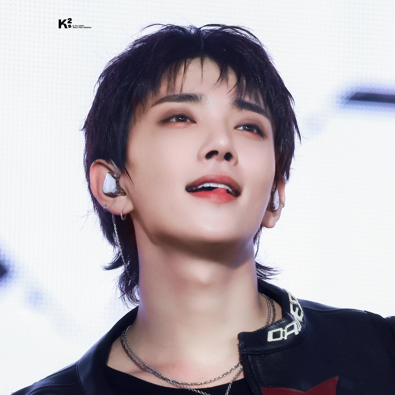 Recent activity shot of Joshua (SEVENTEEN)