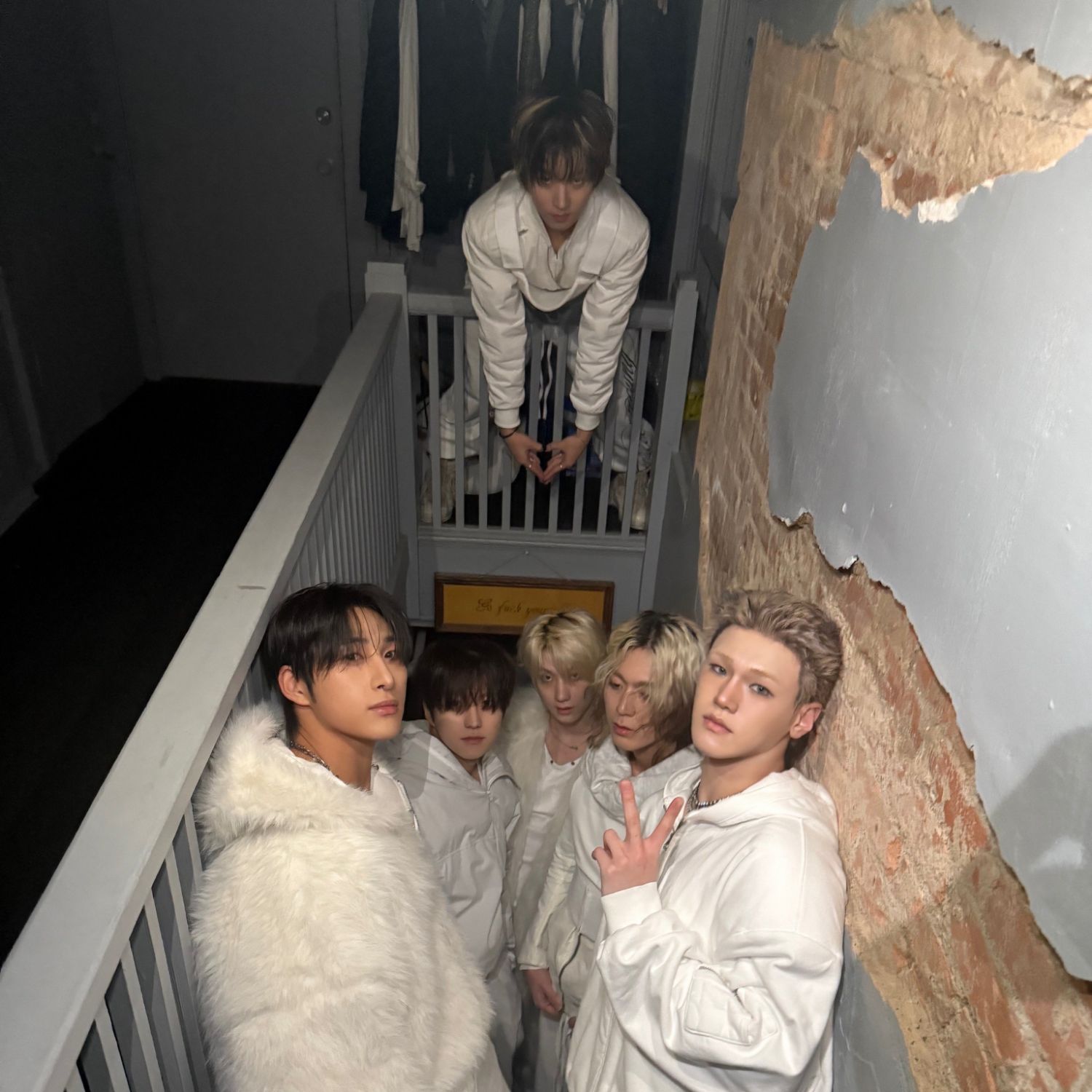 Behind-the-scenes cut of JUST B