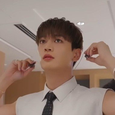 A moment captured by Minho (SHINee)'s fan