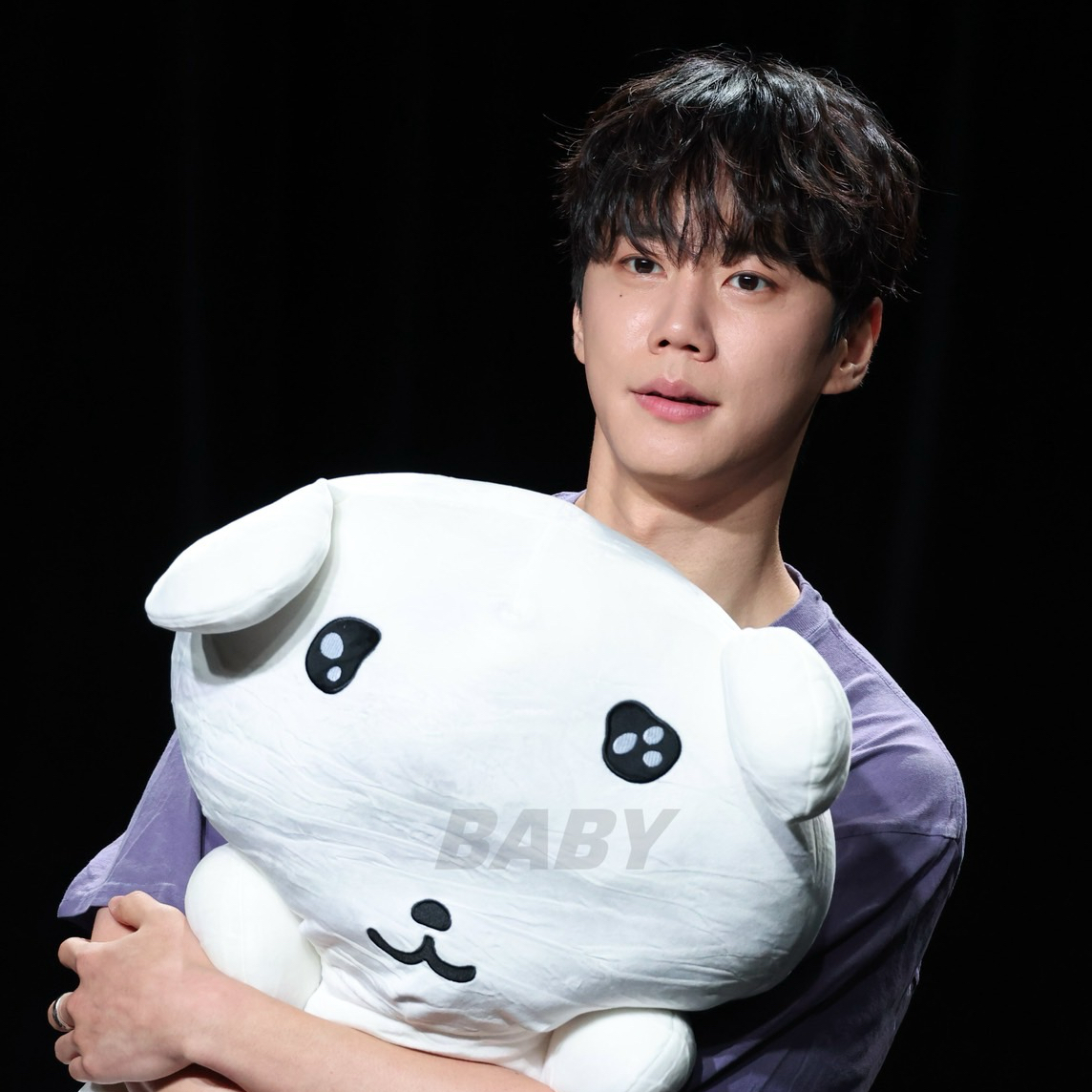 Behind-the-scenes cut of Lee Junyoung