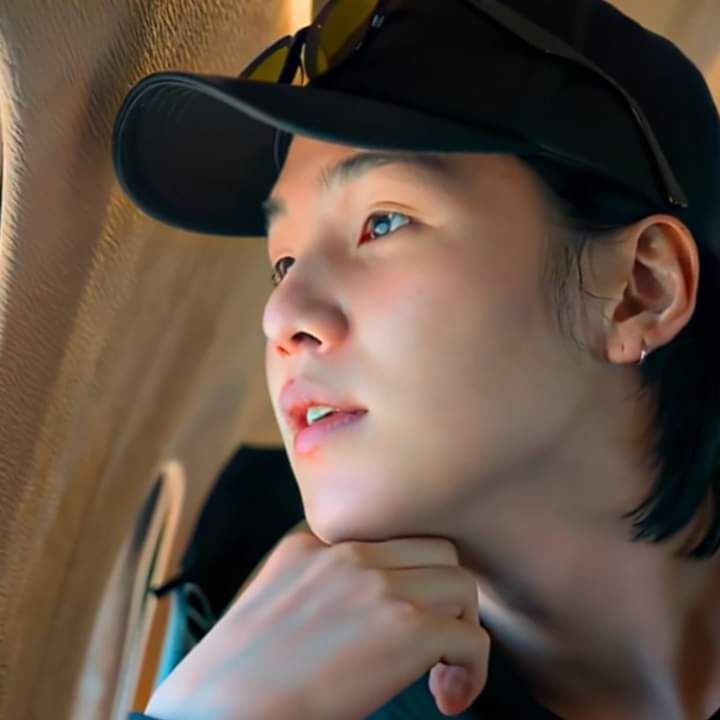 SUGA (防弹少年团)的幕后花絮