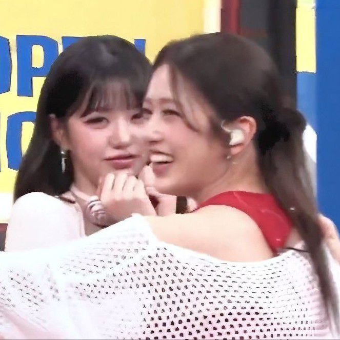 Recent activity shot of Jang Wonyoung (IVE)