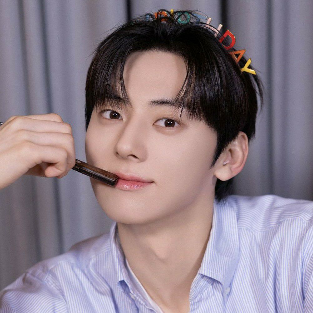 Popular K-POP post loved by fans