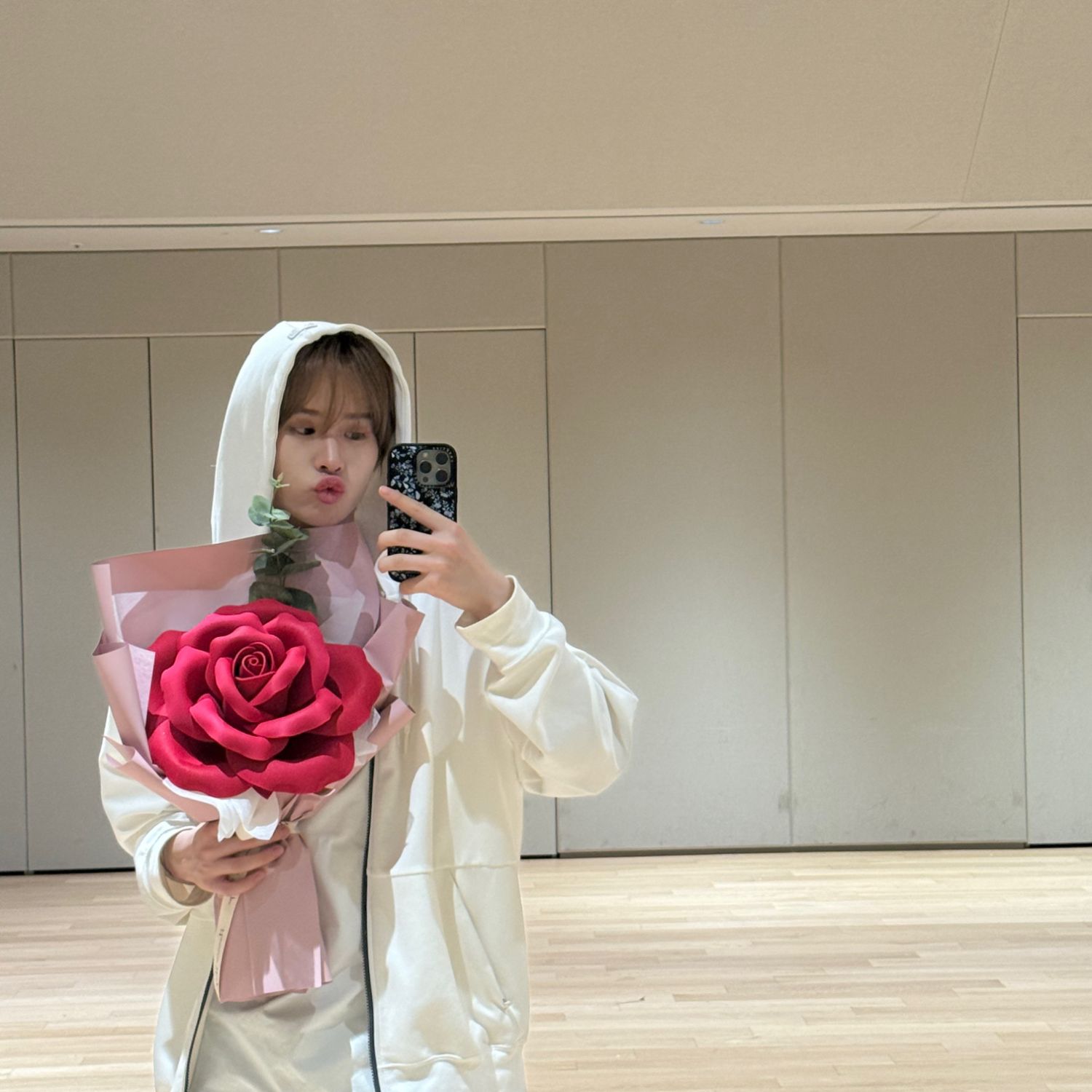 Recent activity shot of Kyungmin (TWS)
