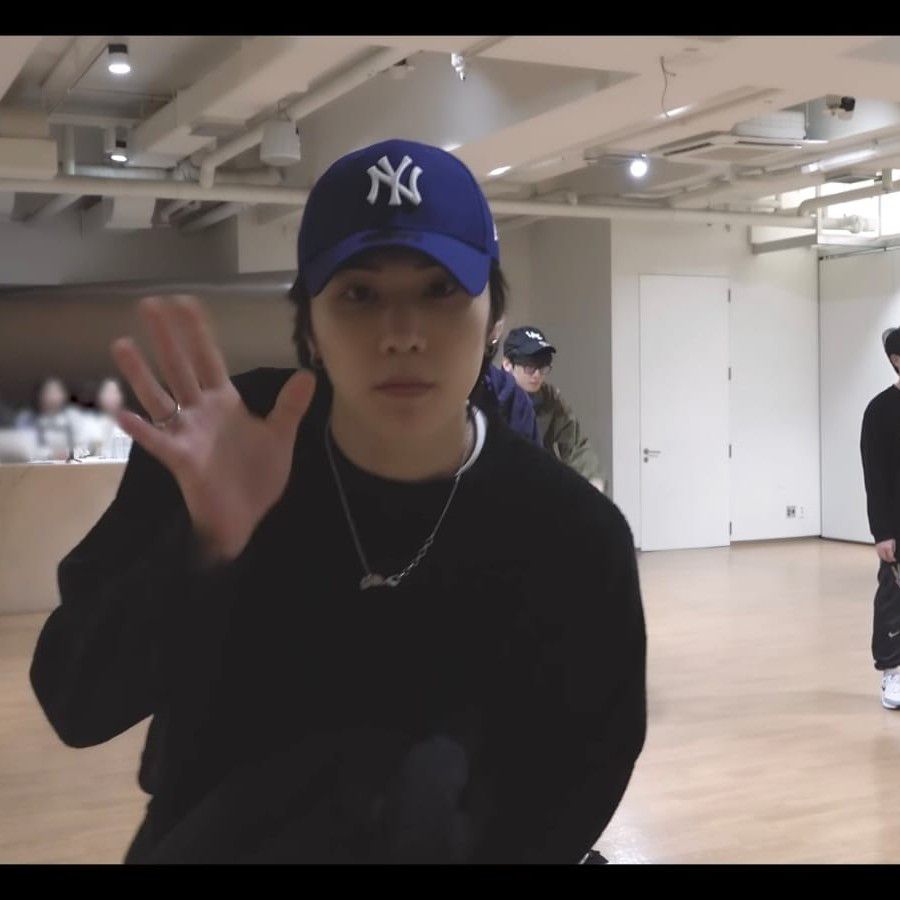A moment captured by Jinjin (ASTRO)'s fan