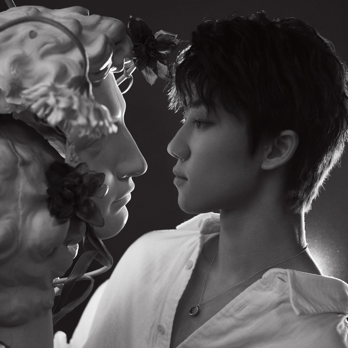 Behind-the-scenes cut of The 8 (SEVENTEEN)