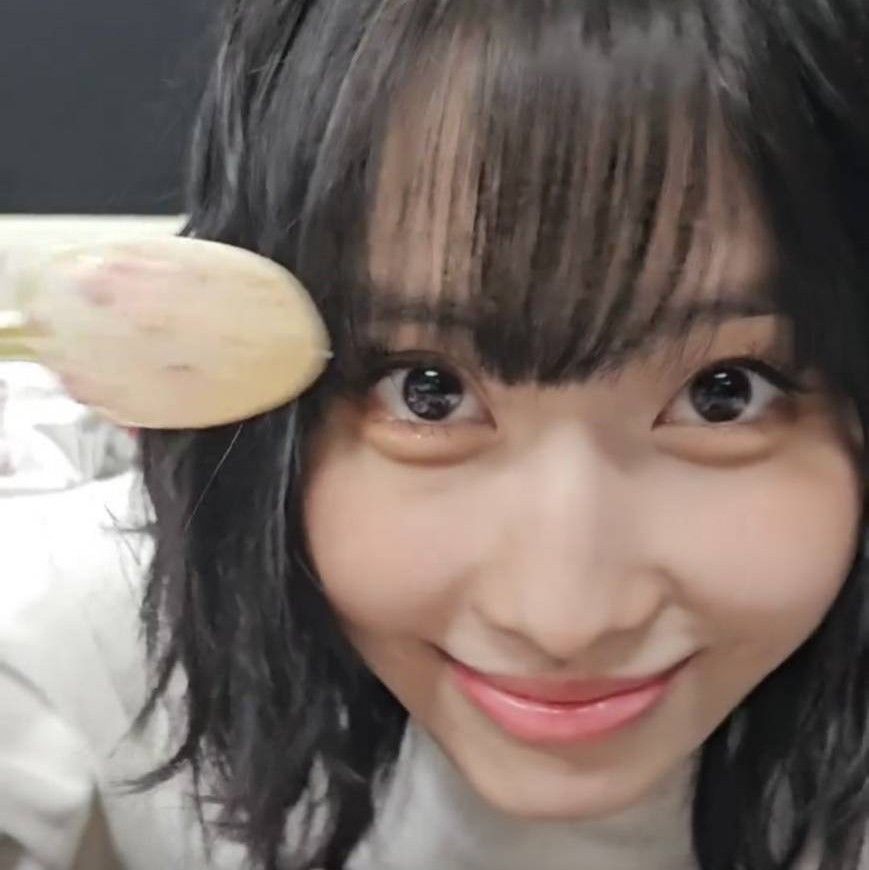 Latest photo of Momo (TWICE)