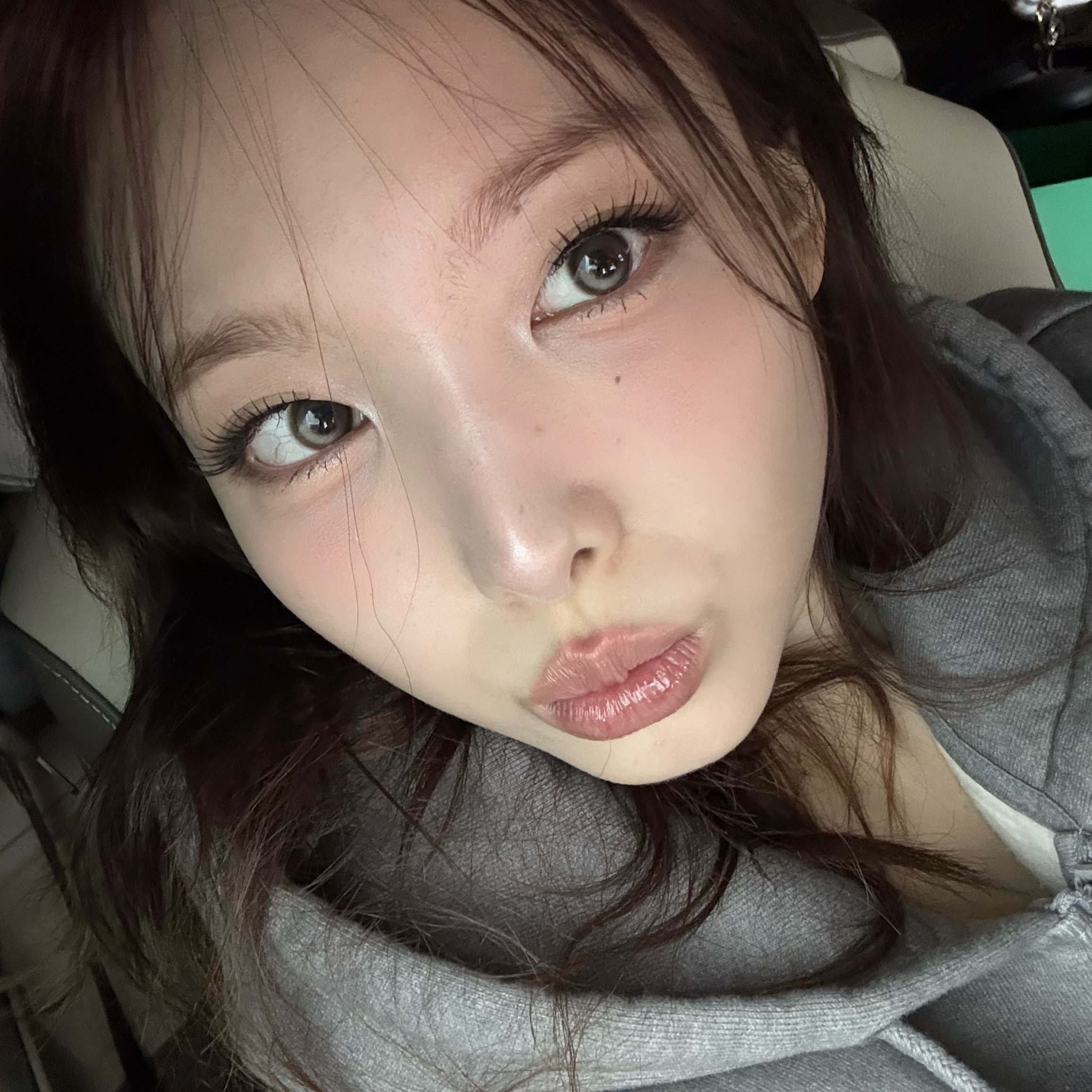 A moment captured by Nayeon (TWICE)'s fan