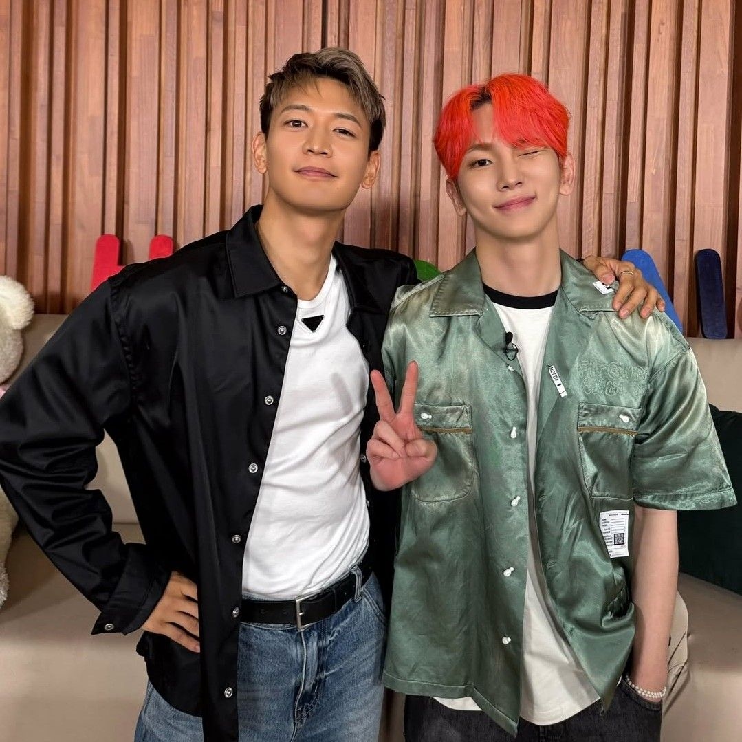 A moment captured by Key (SHINee)'s fan