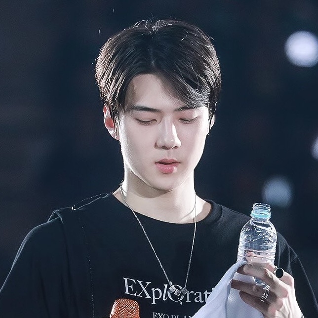 Behind-the-scenes cut of Sehun (EXO)