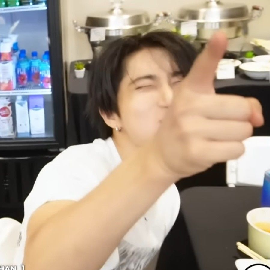 Latest photo of HAN (Stray Kids)