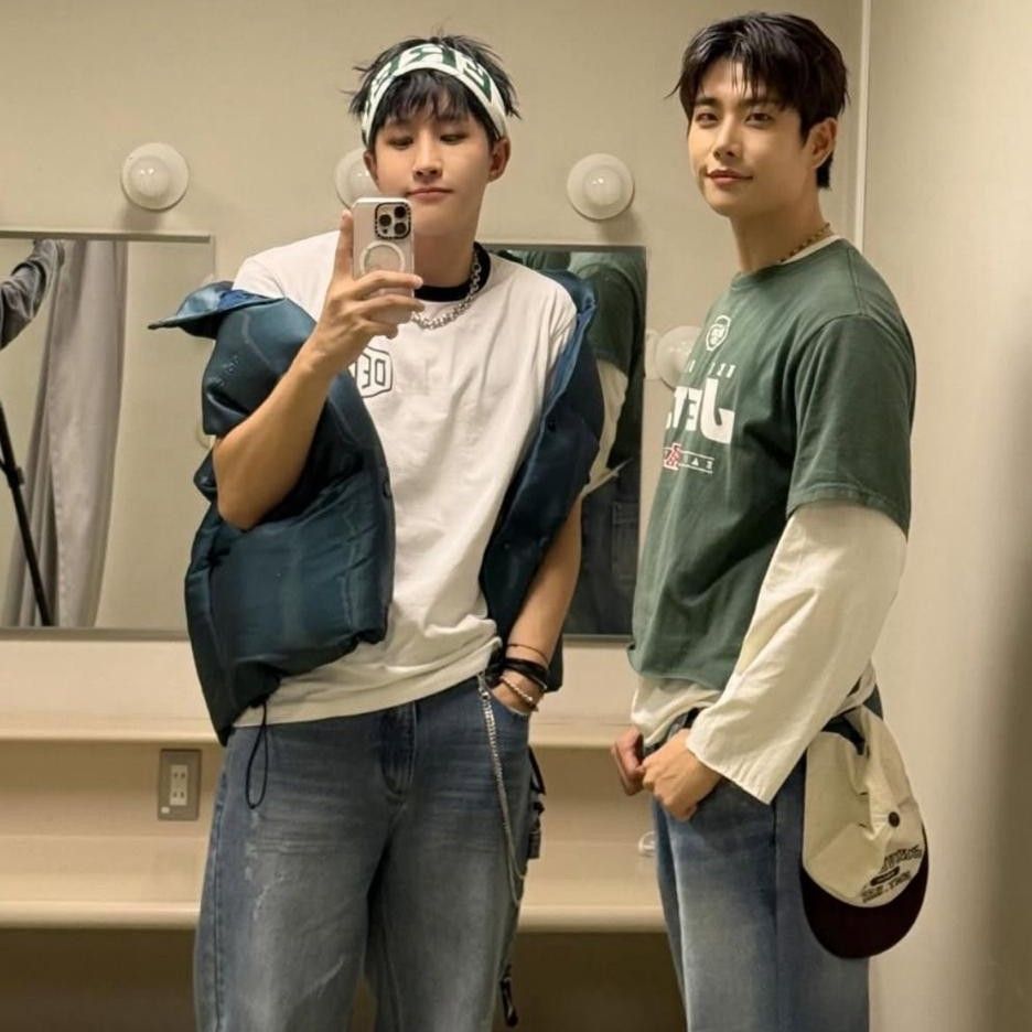 Latest photo of Jinjin (ASTRO)