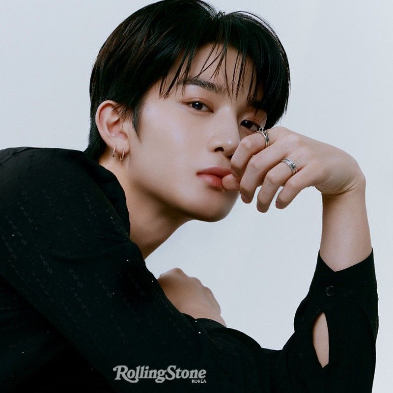 Behind-the-scenes cut of Bae Jinyoung