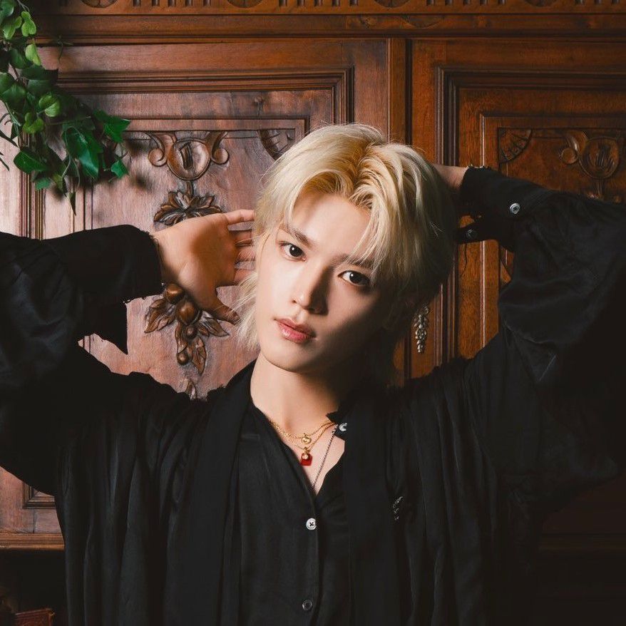 Behind-the-scenes cut of NCT