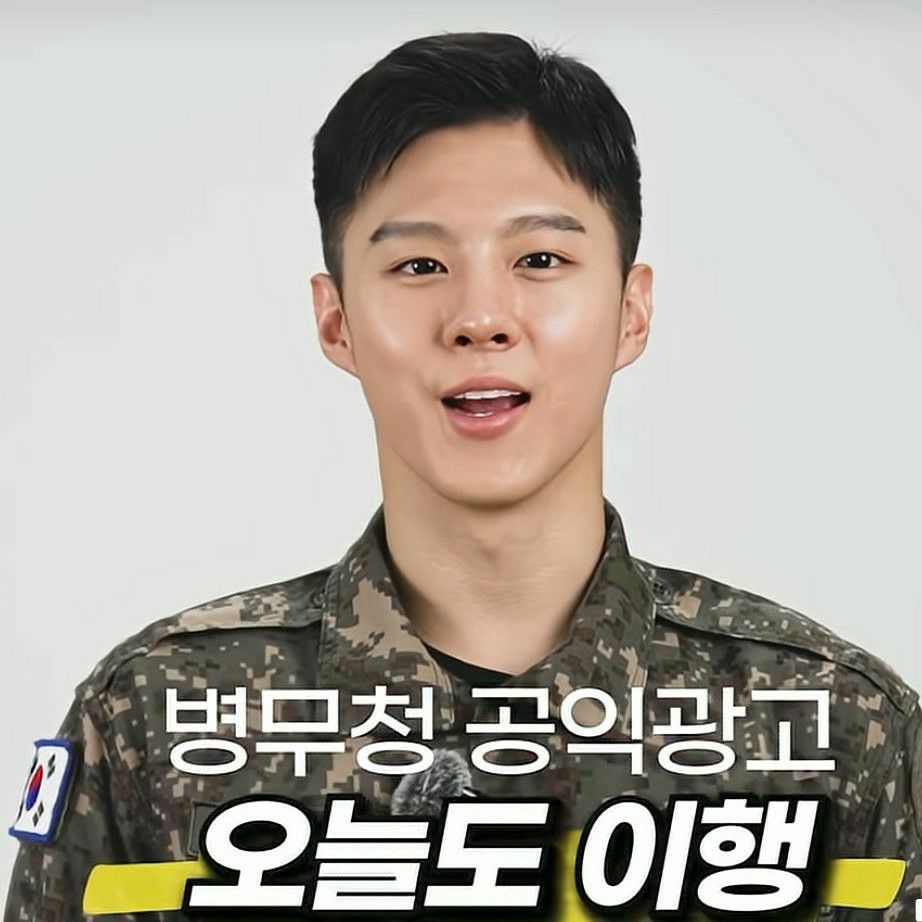 Behind-the-scenes cut of Kim Wooseok